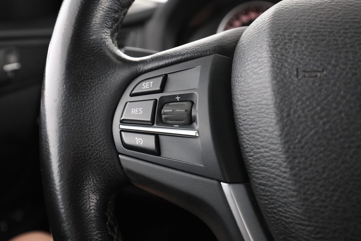 Vehicle Image 32