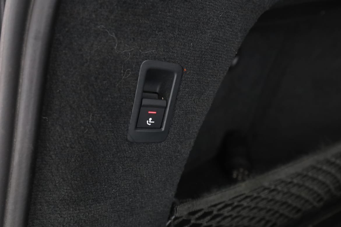 Vehicle Image 40