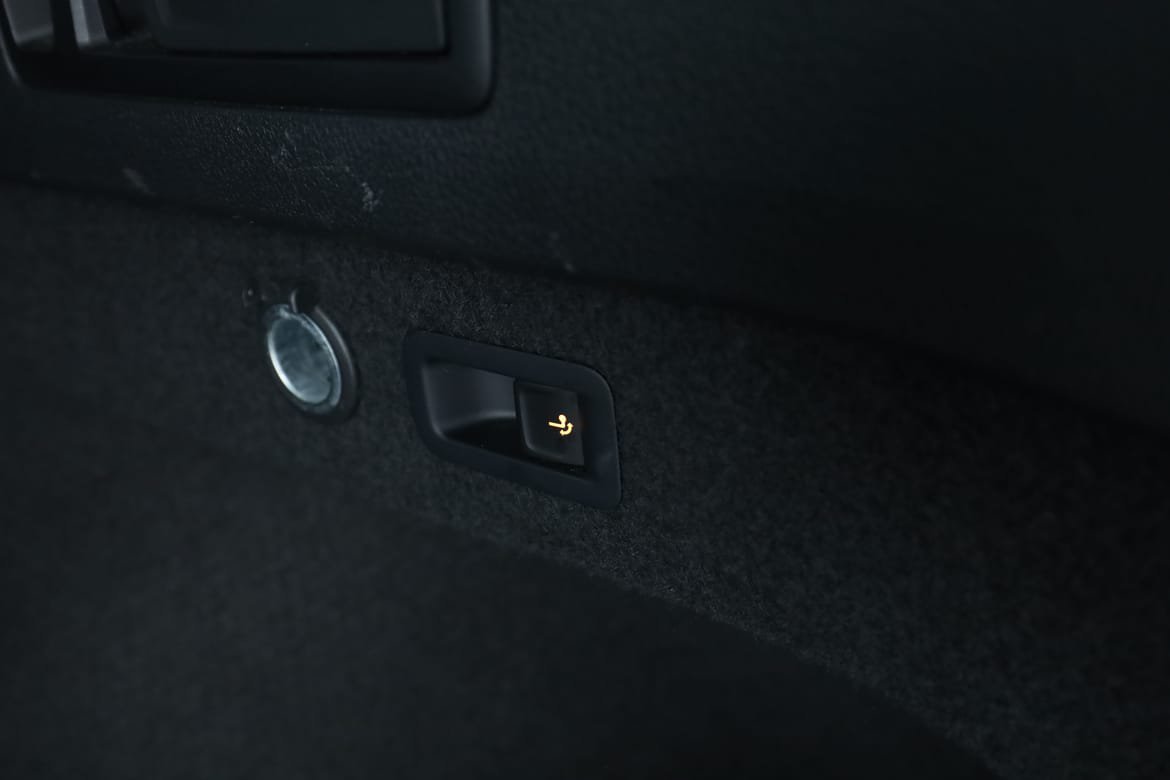 Vehicle Image 42