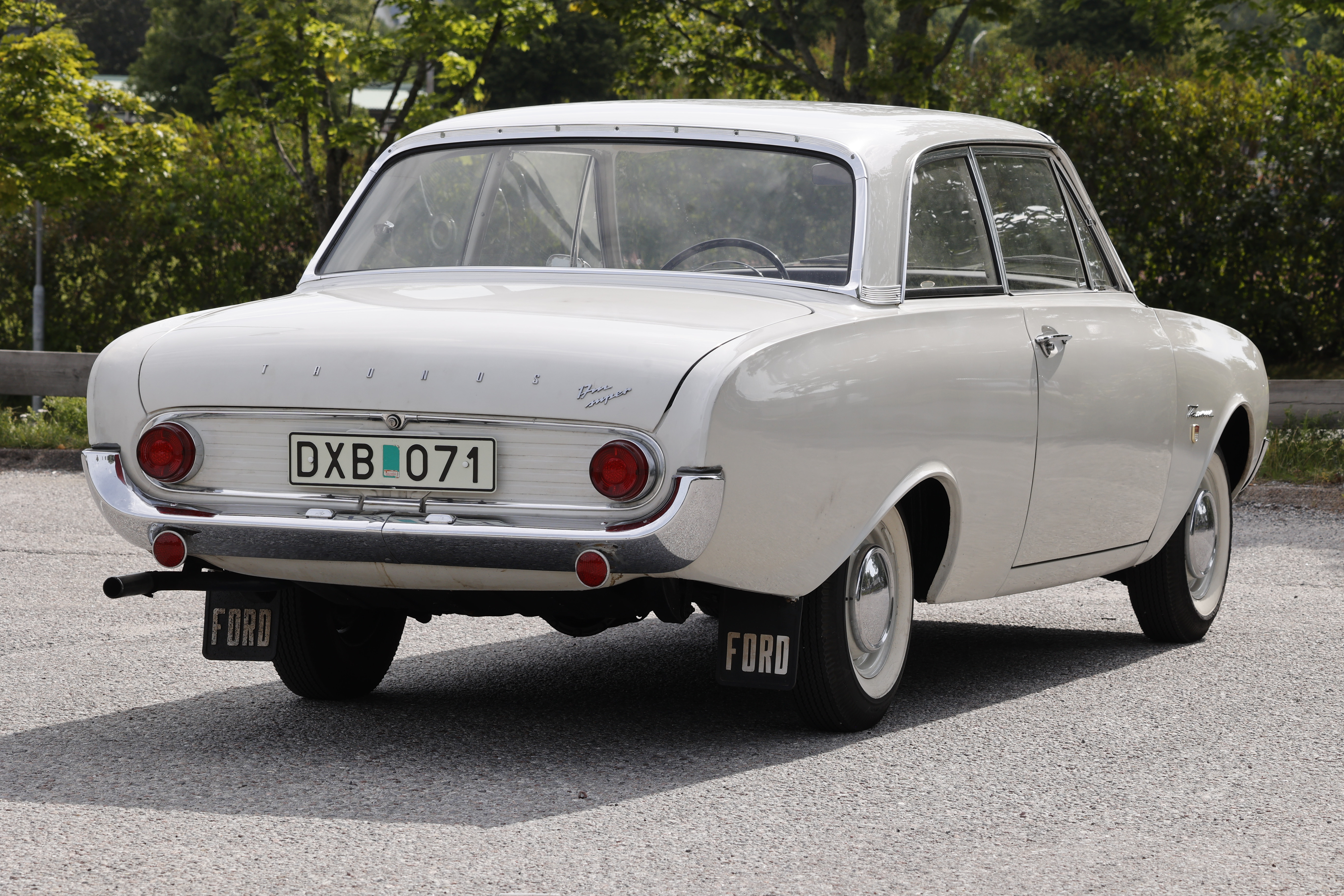 Vehicle Image 34