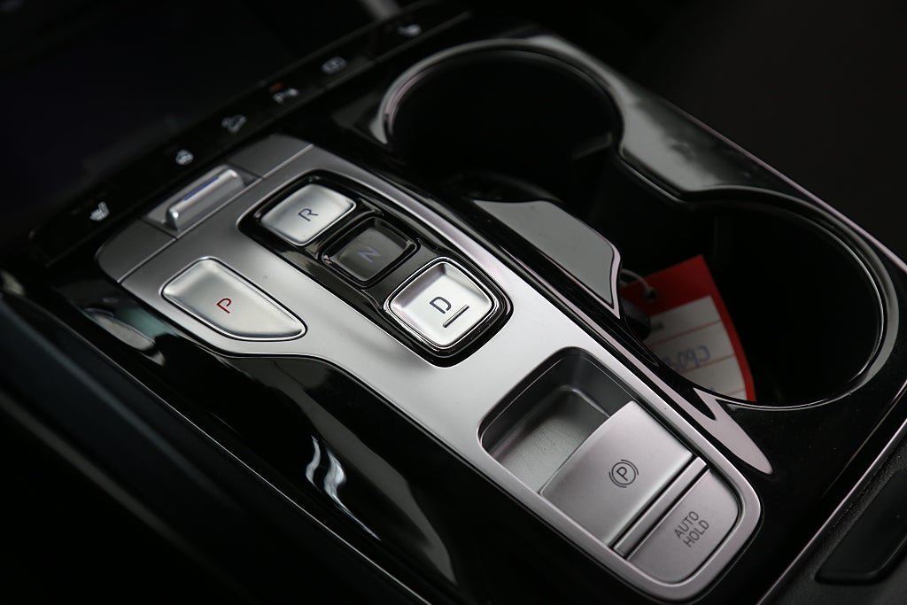 Vehicle Image 23