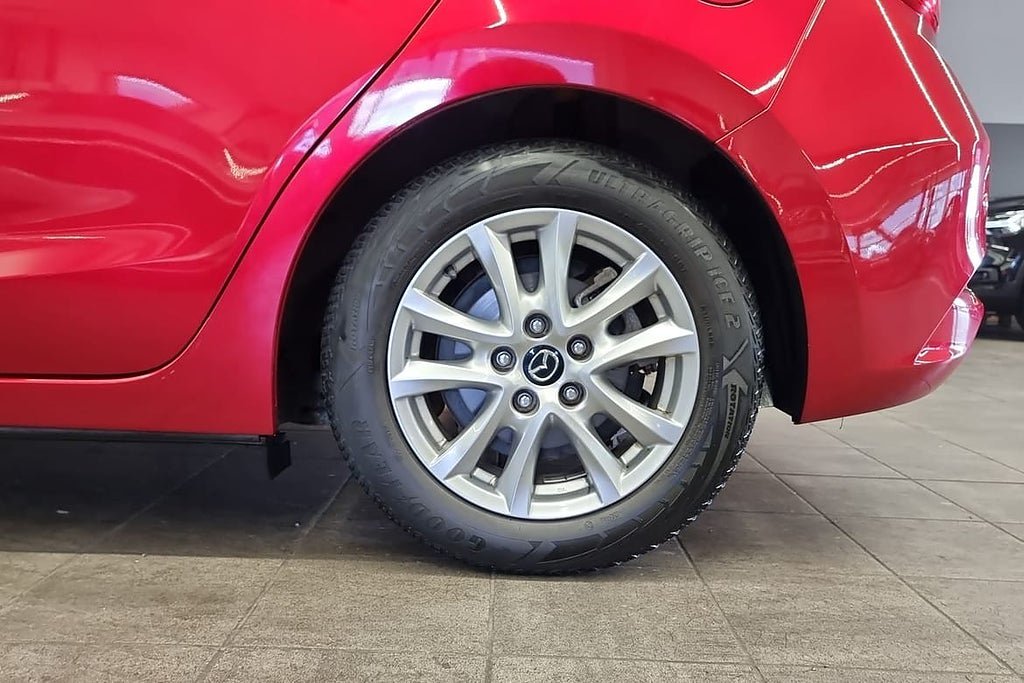 Vehicle Image 17