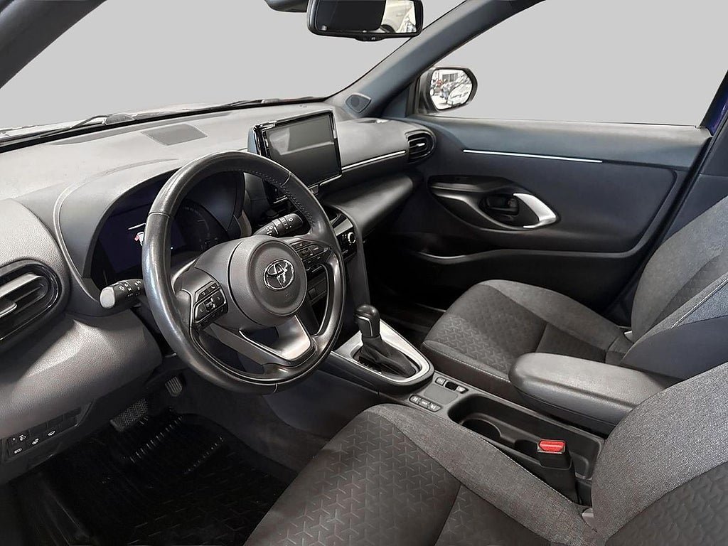 Vehicle Image 14