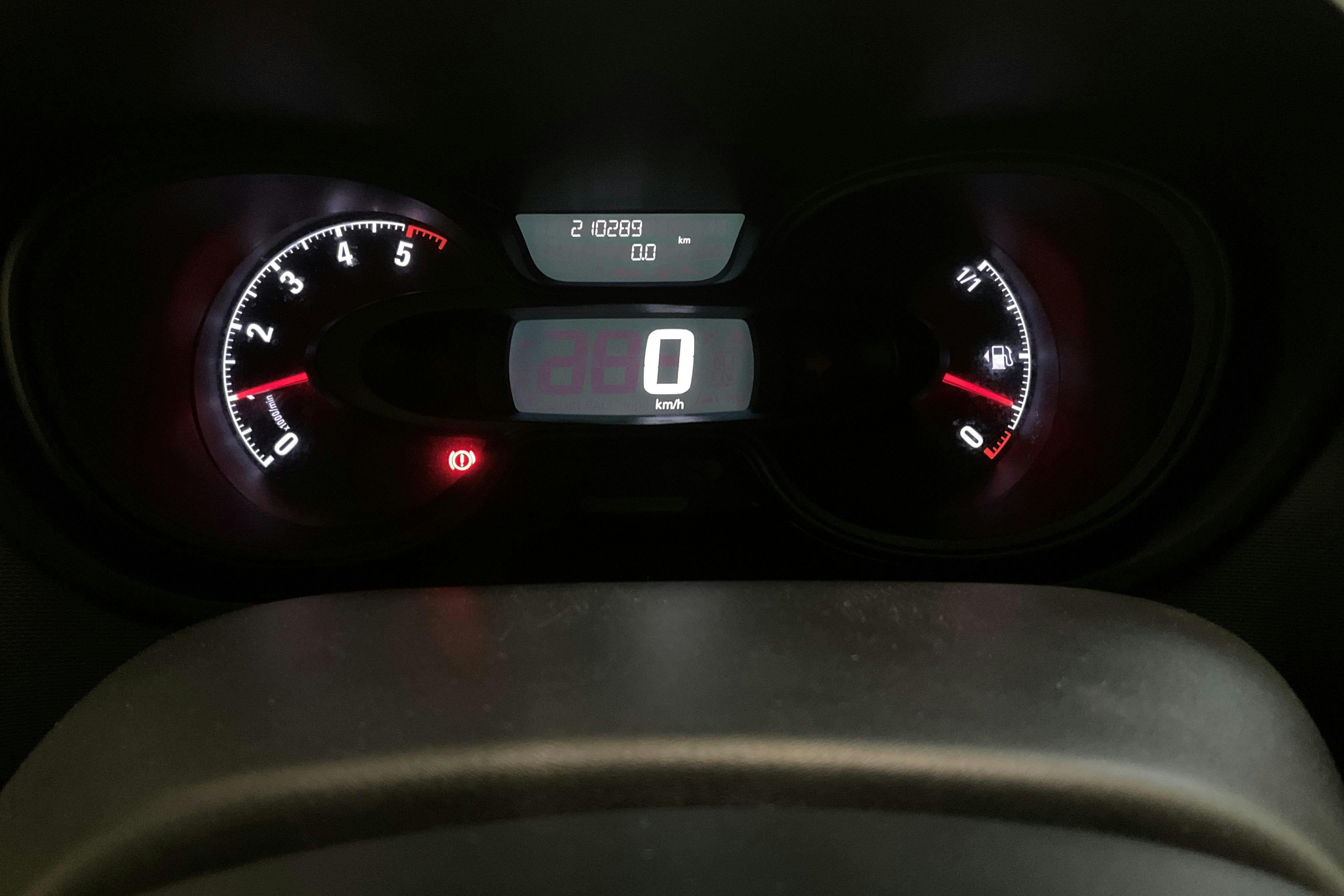 Vehicle Image 9