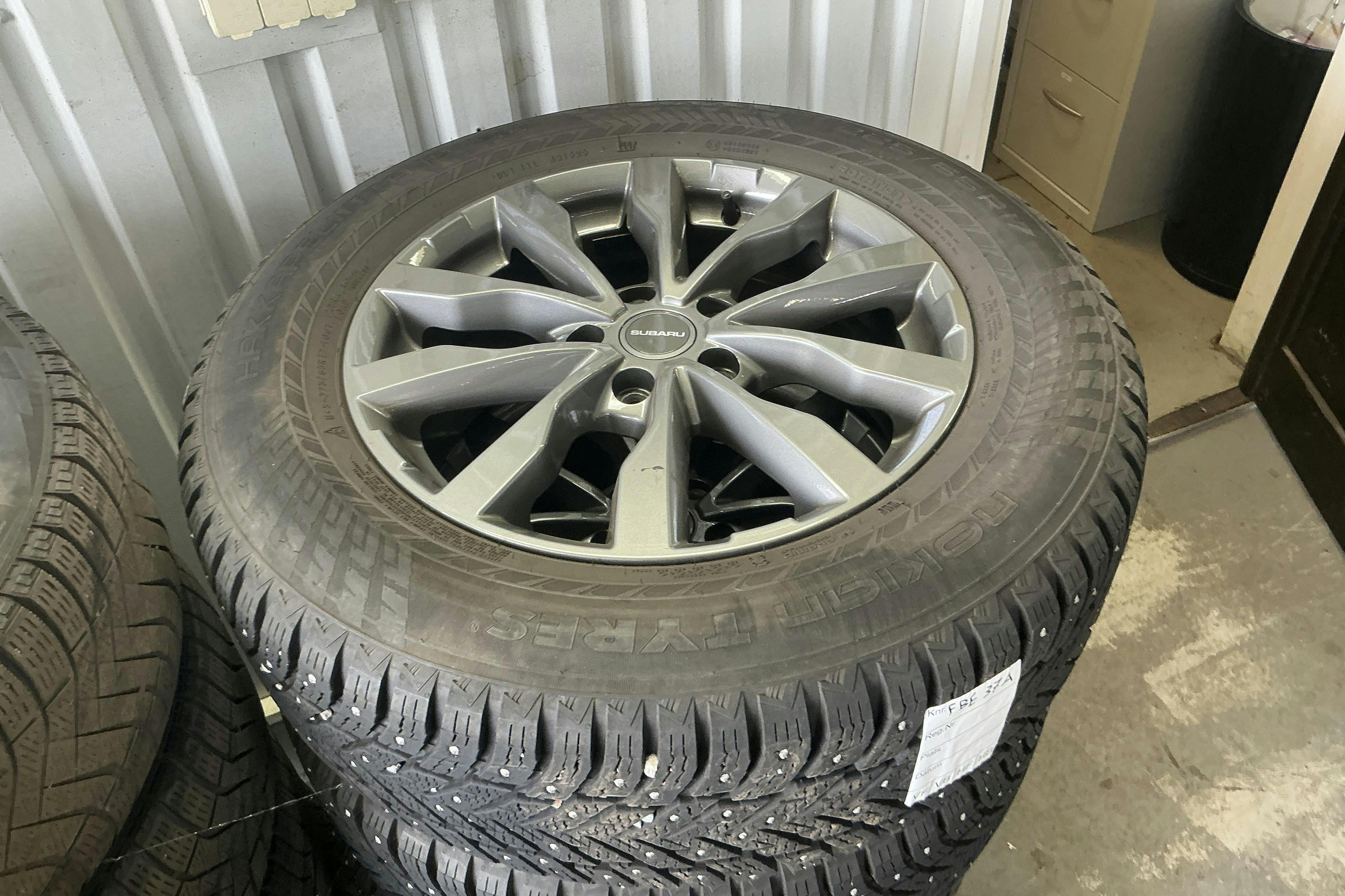 Vehicle Image 13