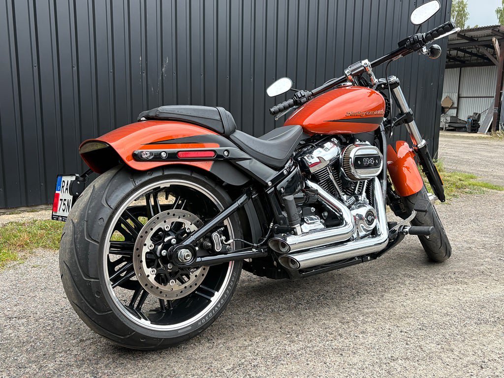 Vehicle Image 9