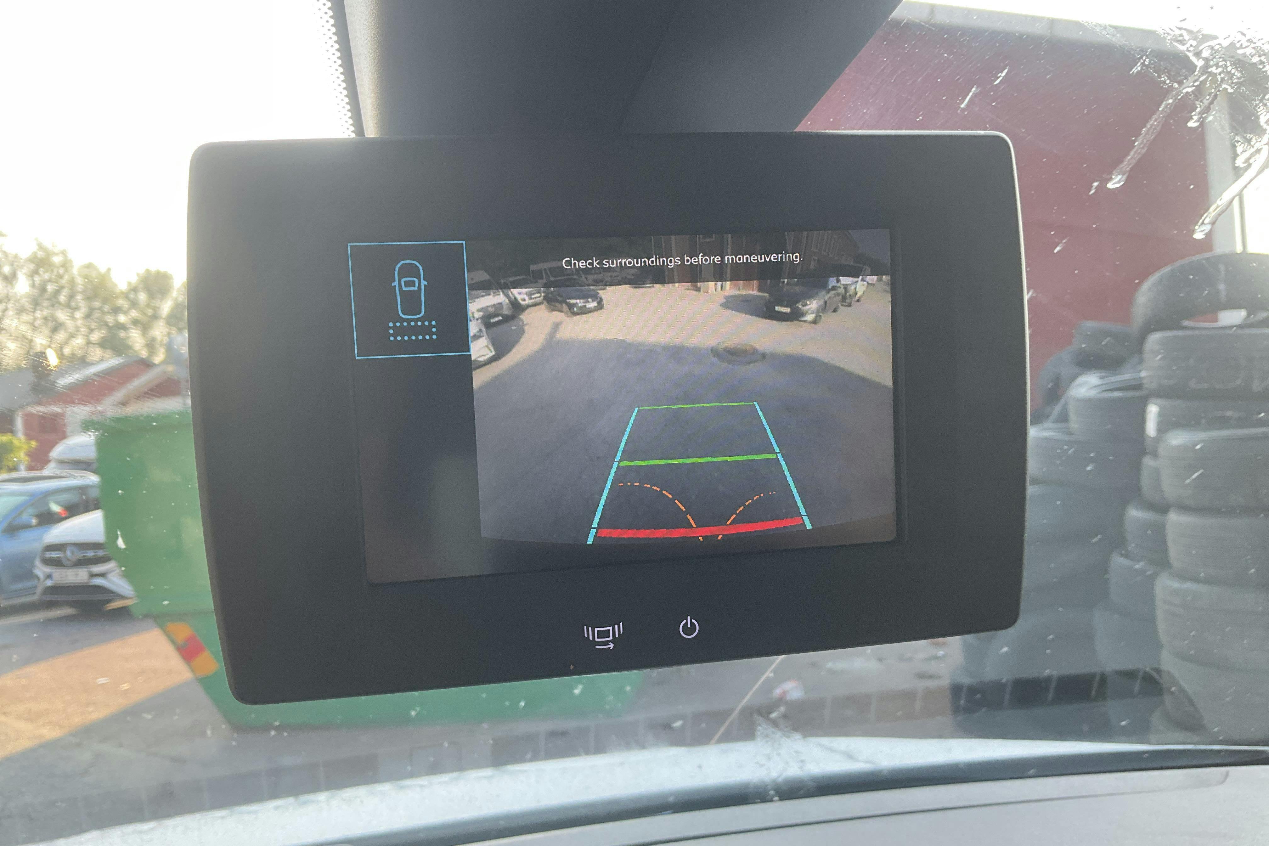 Vehicle Image 11