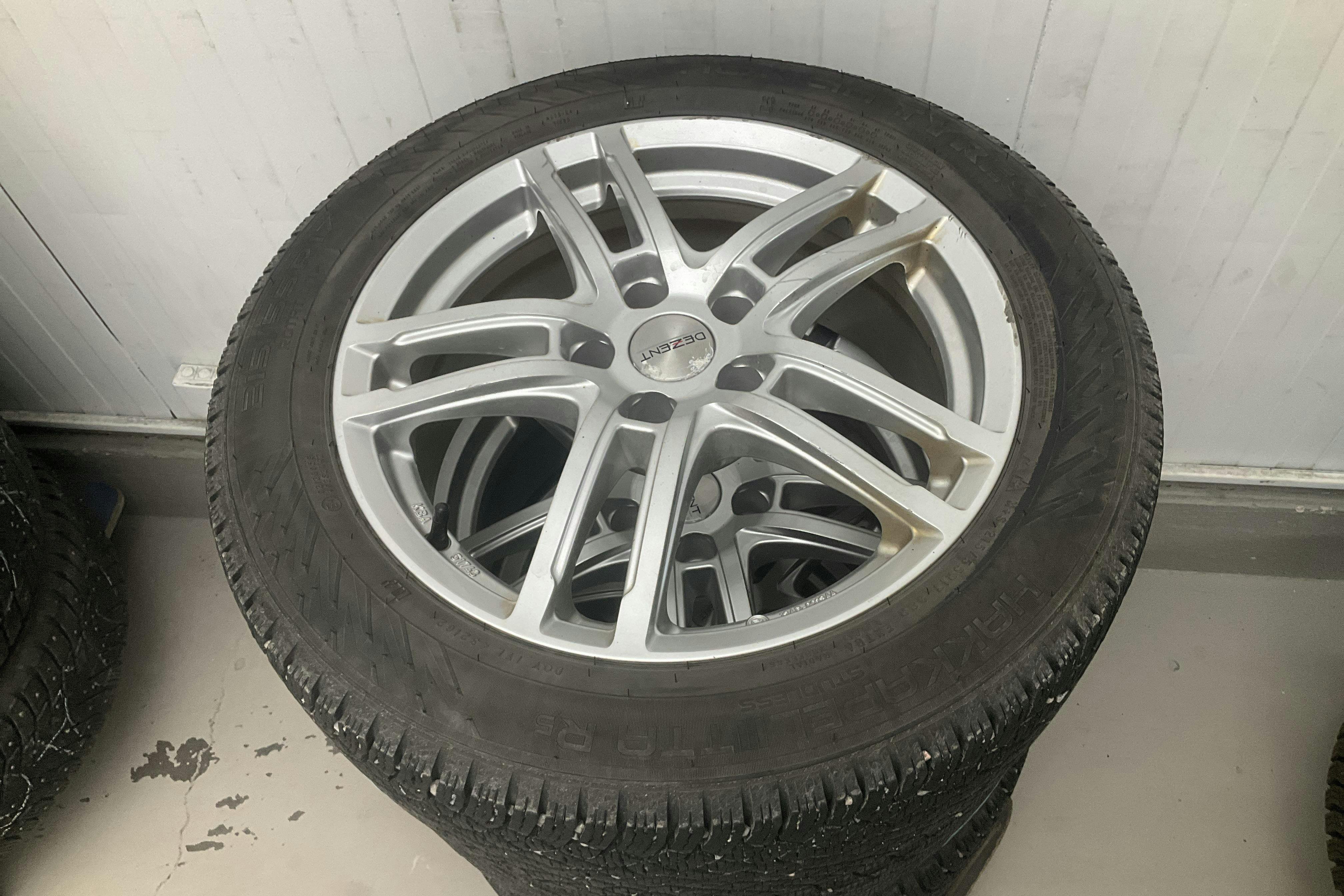 Vehicle Image 18