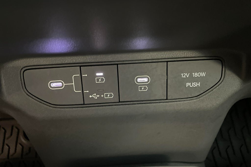Vehicle Image 26