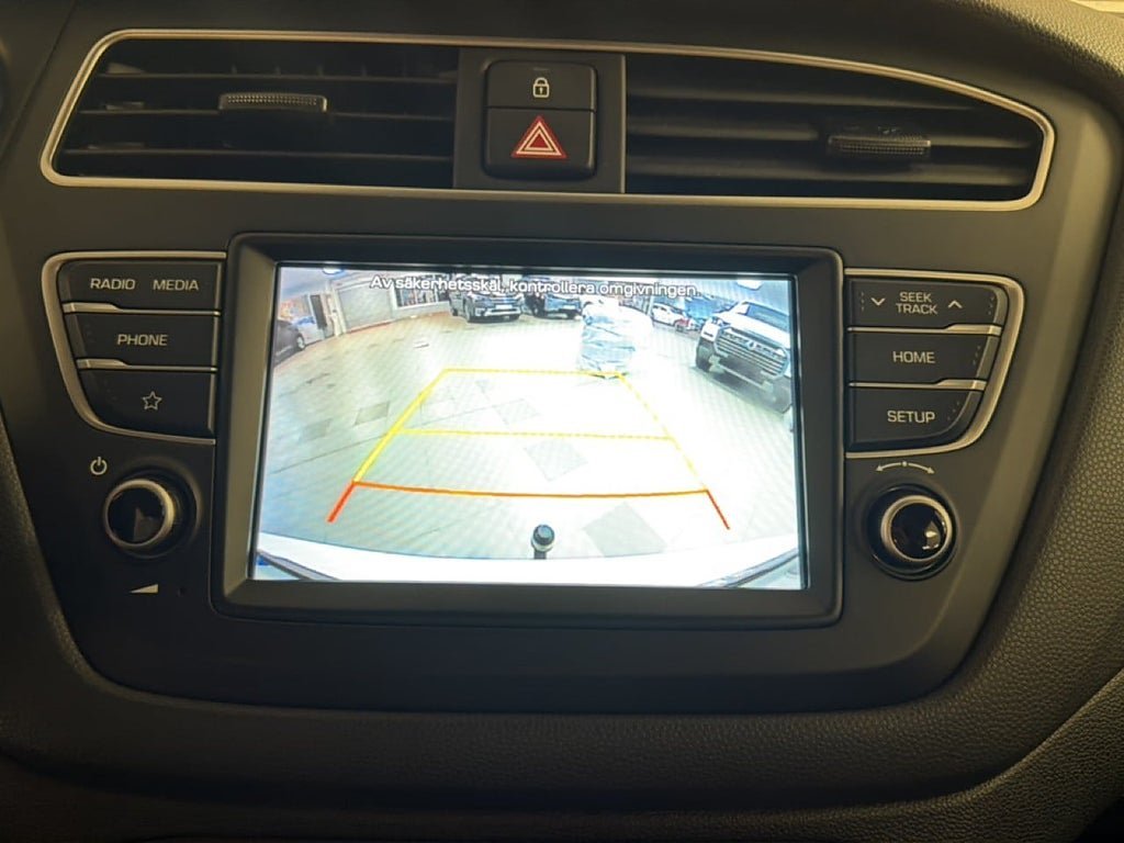 Vehicle Image 19