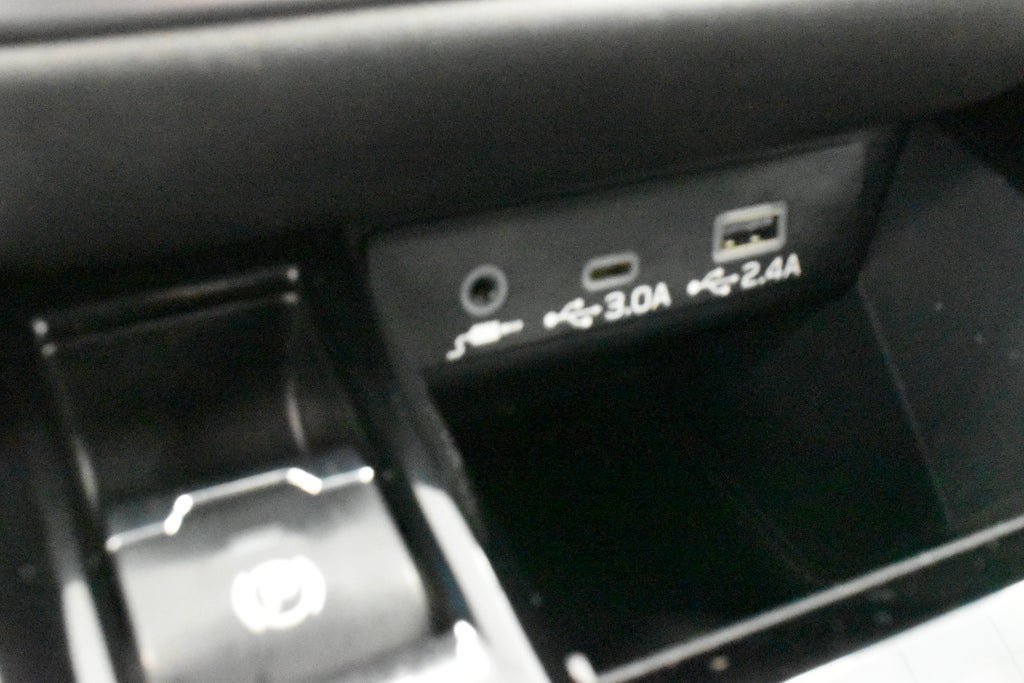 Vehicle Image 17