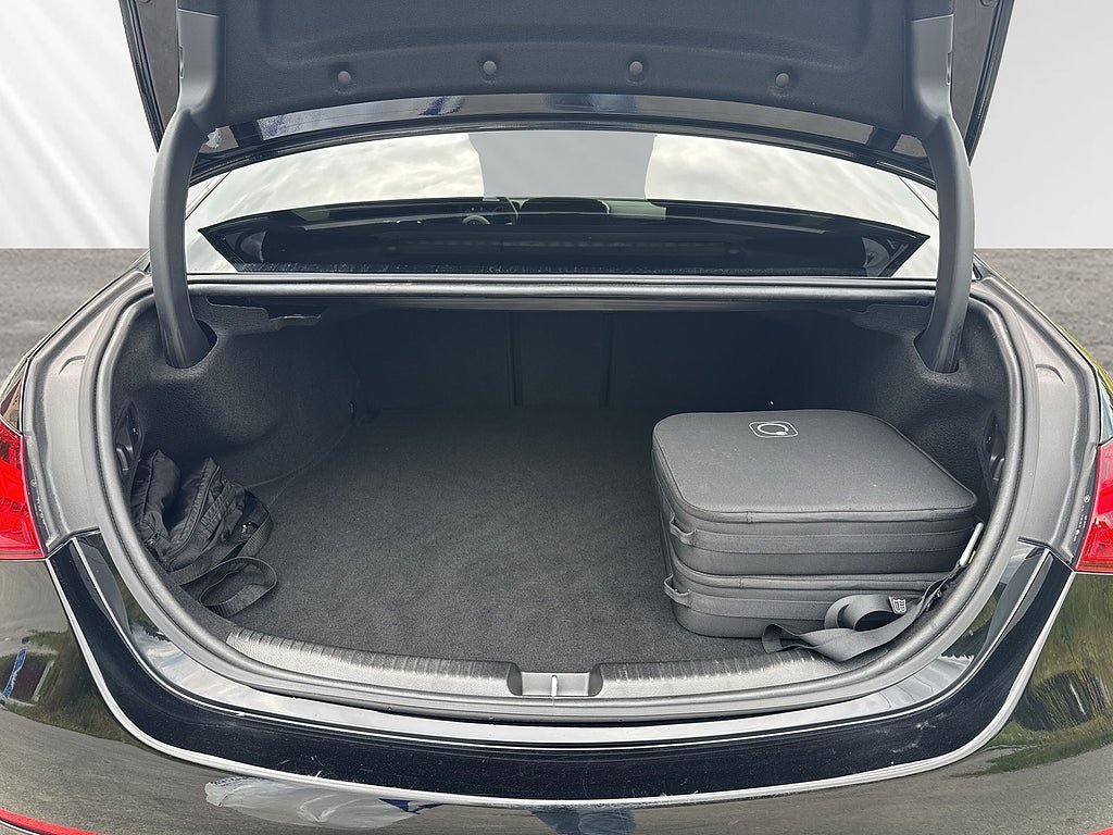 Vehicle Image 27