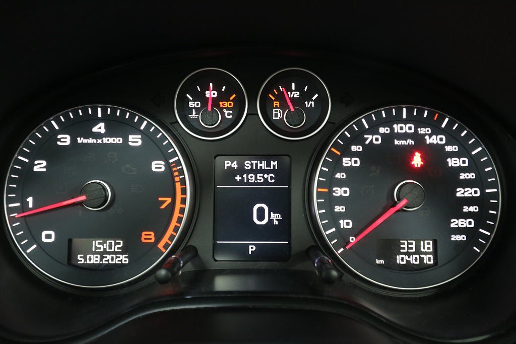 Vehicle Image 9