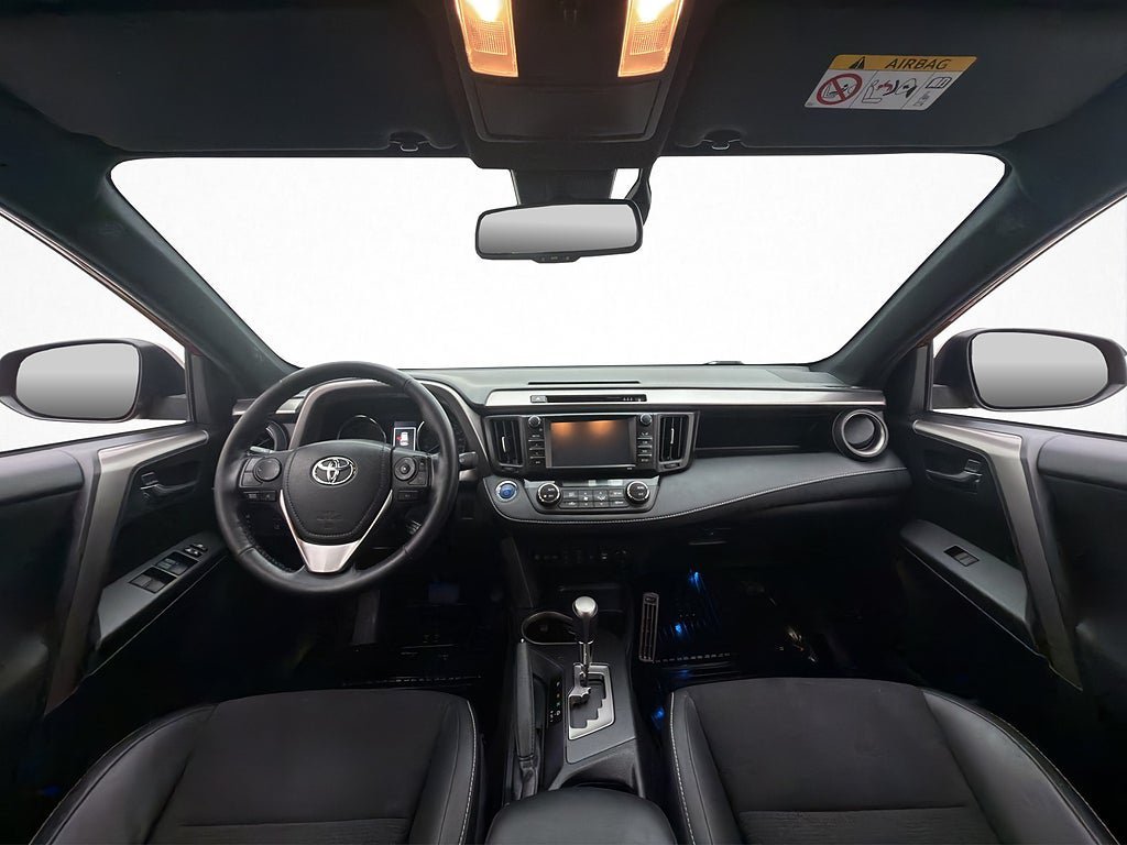 Vehicle Image 14