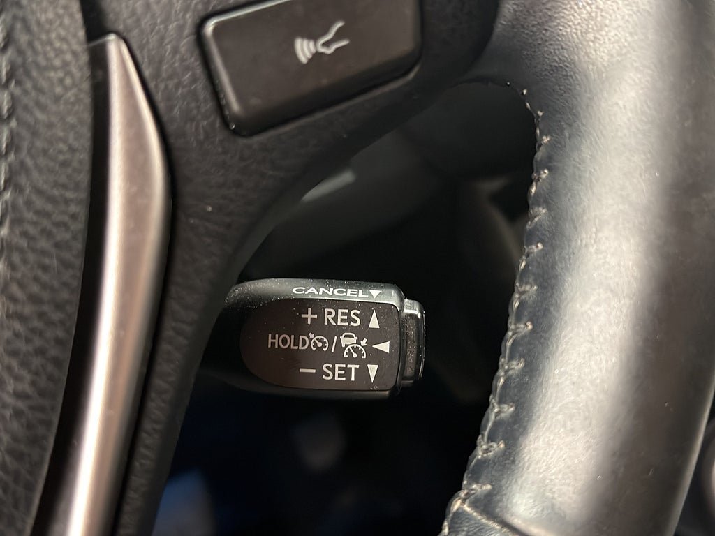 Vehicle Image 24