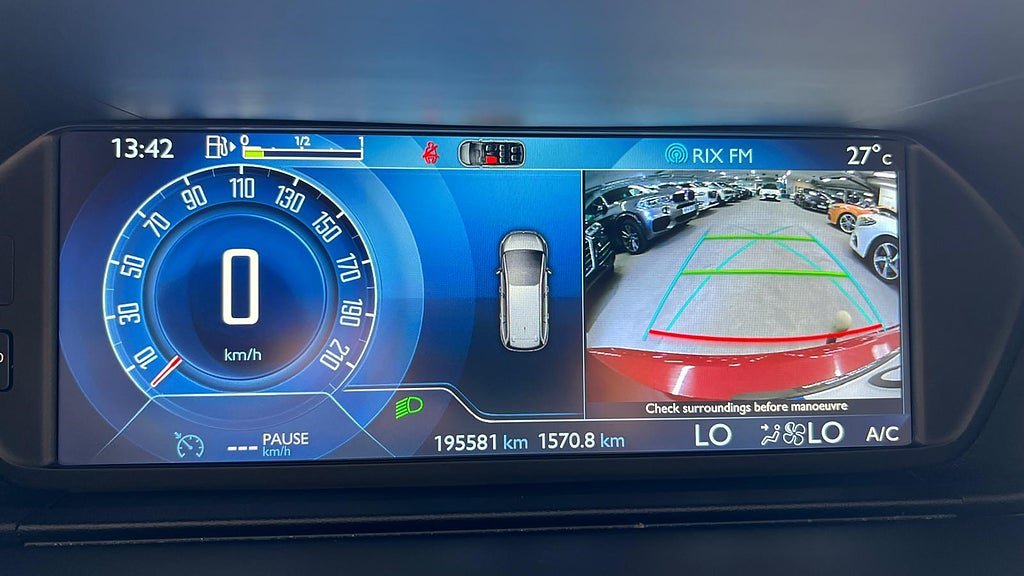 Vehicle Image 20