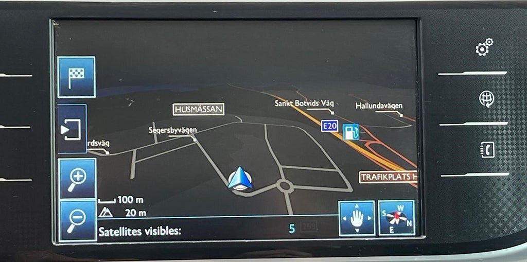 Vehicle Image 21