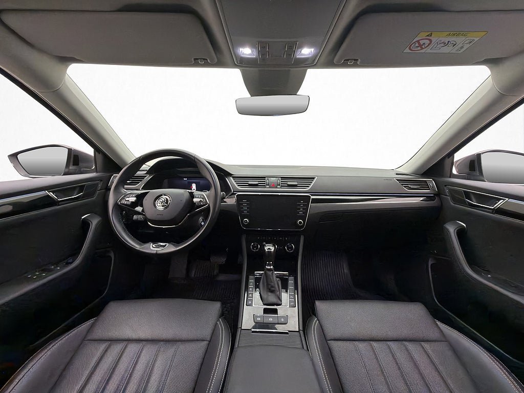 Vehicle Image 15