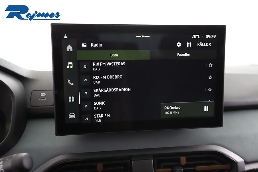 Vehicle Image 10
