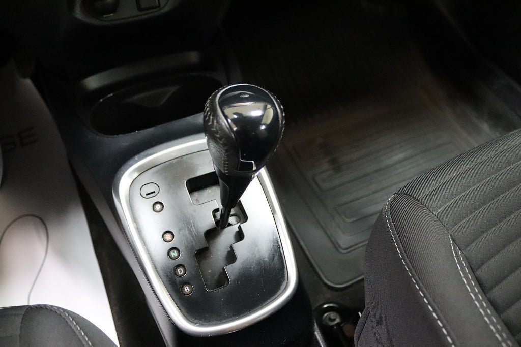 Vehicle Image 18