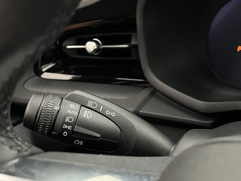 Vehicle Image 33