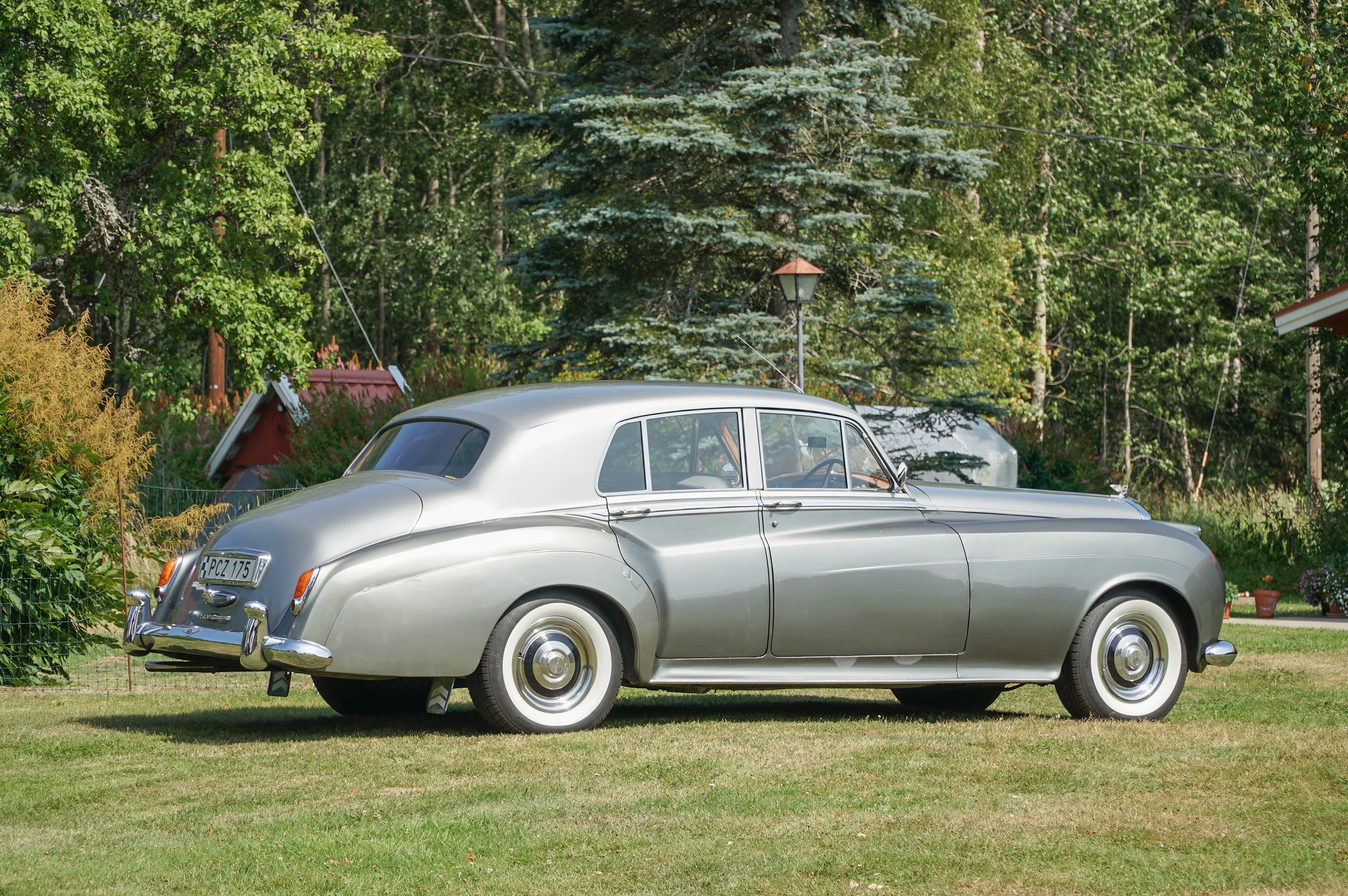 Vehicle Image 36