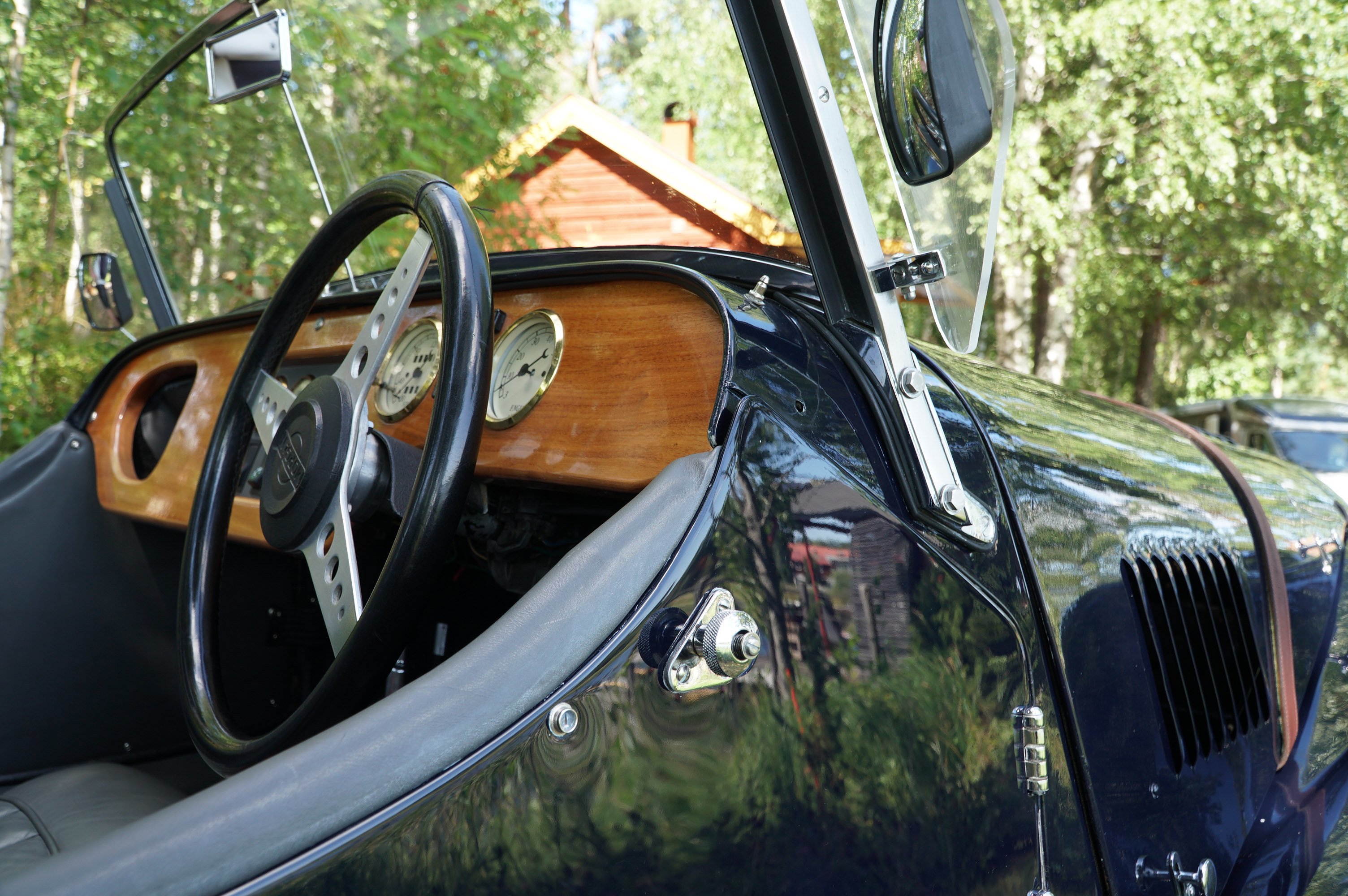 Vehicle Image 36