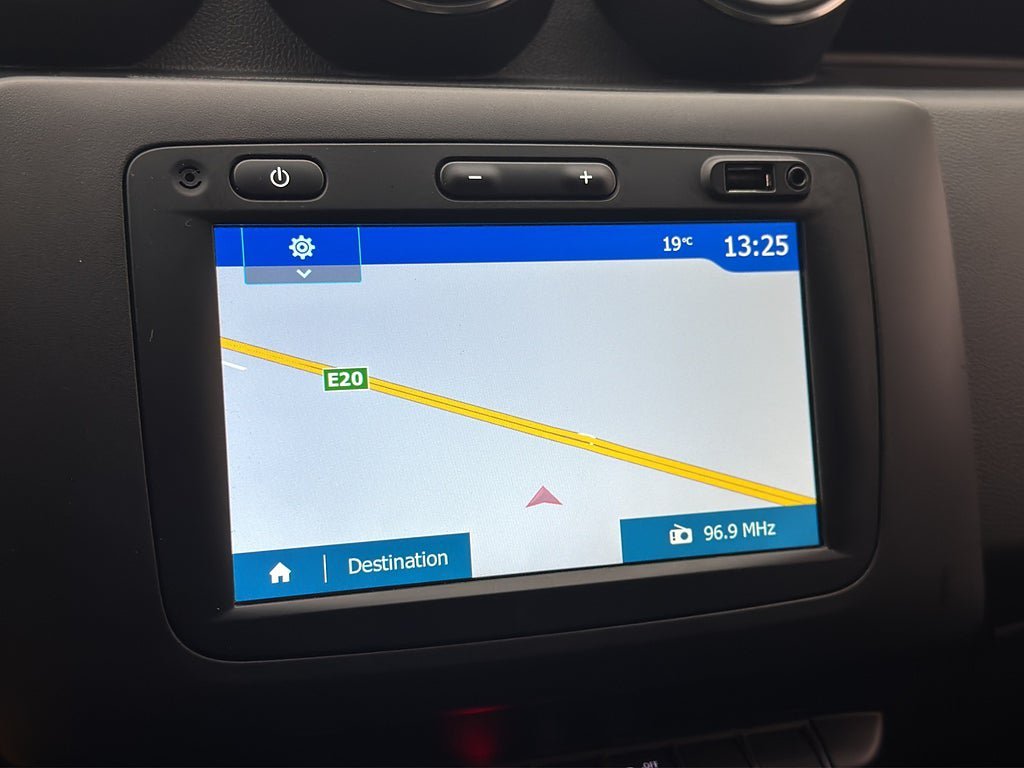 Vehicle Image 22