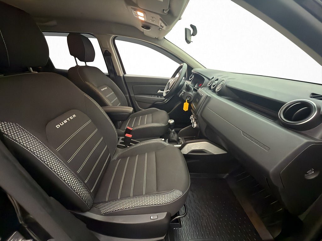 Vehicle Image 25