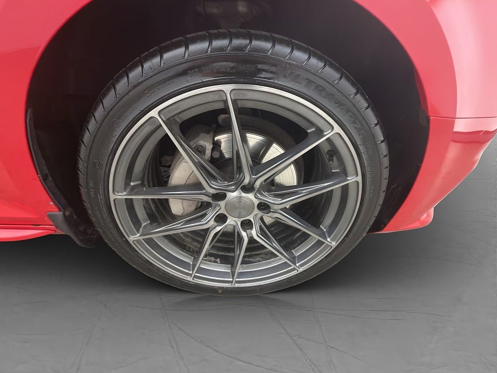 Vehicle Image 30