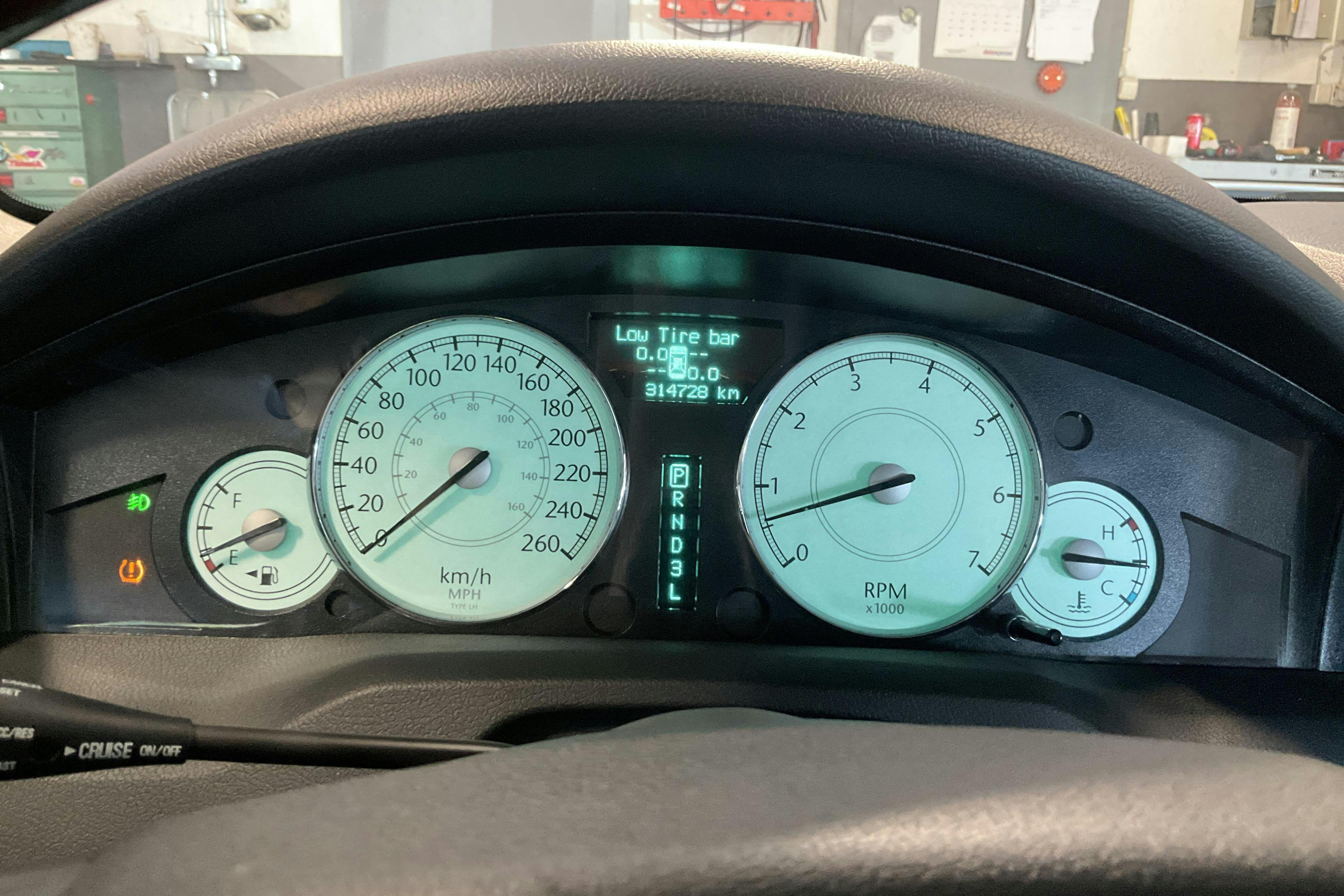 Vehicle Image 10