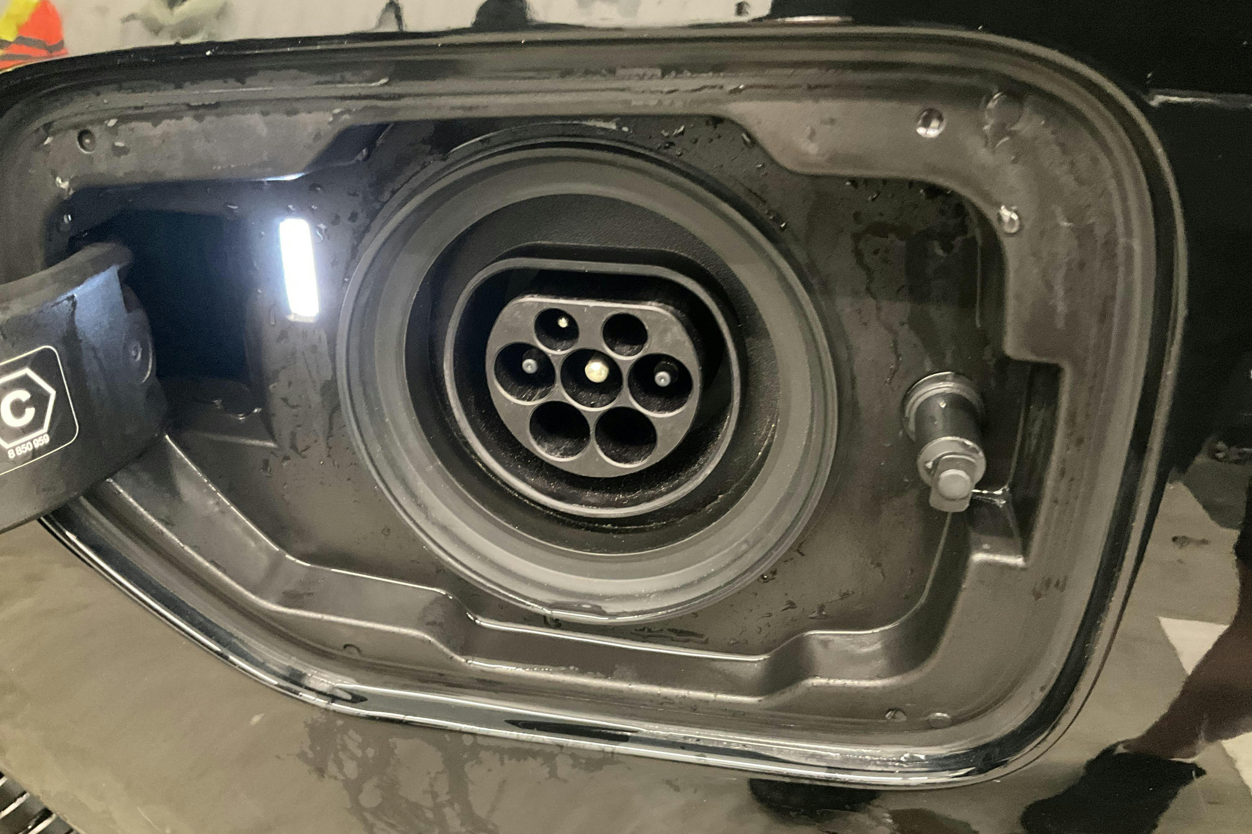 Vehicle Image 15
