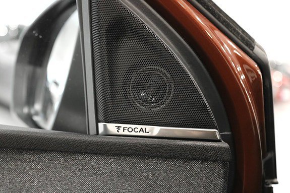 Vehicle Image 24