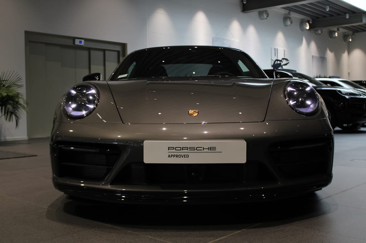 Vehicle Image 4