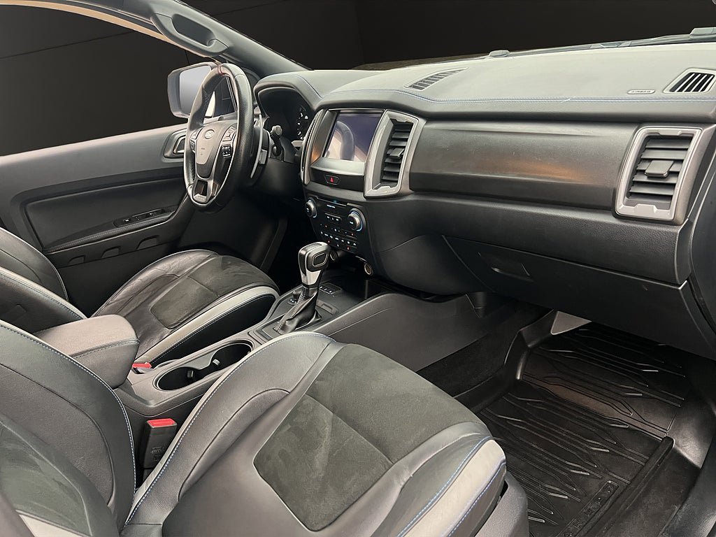Vehicle Image 33