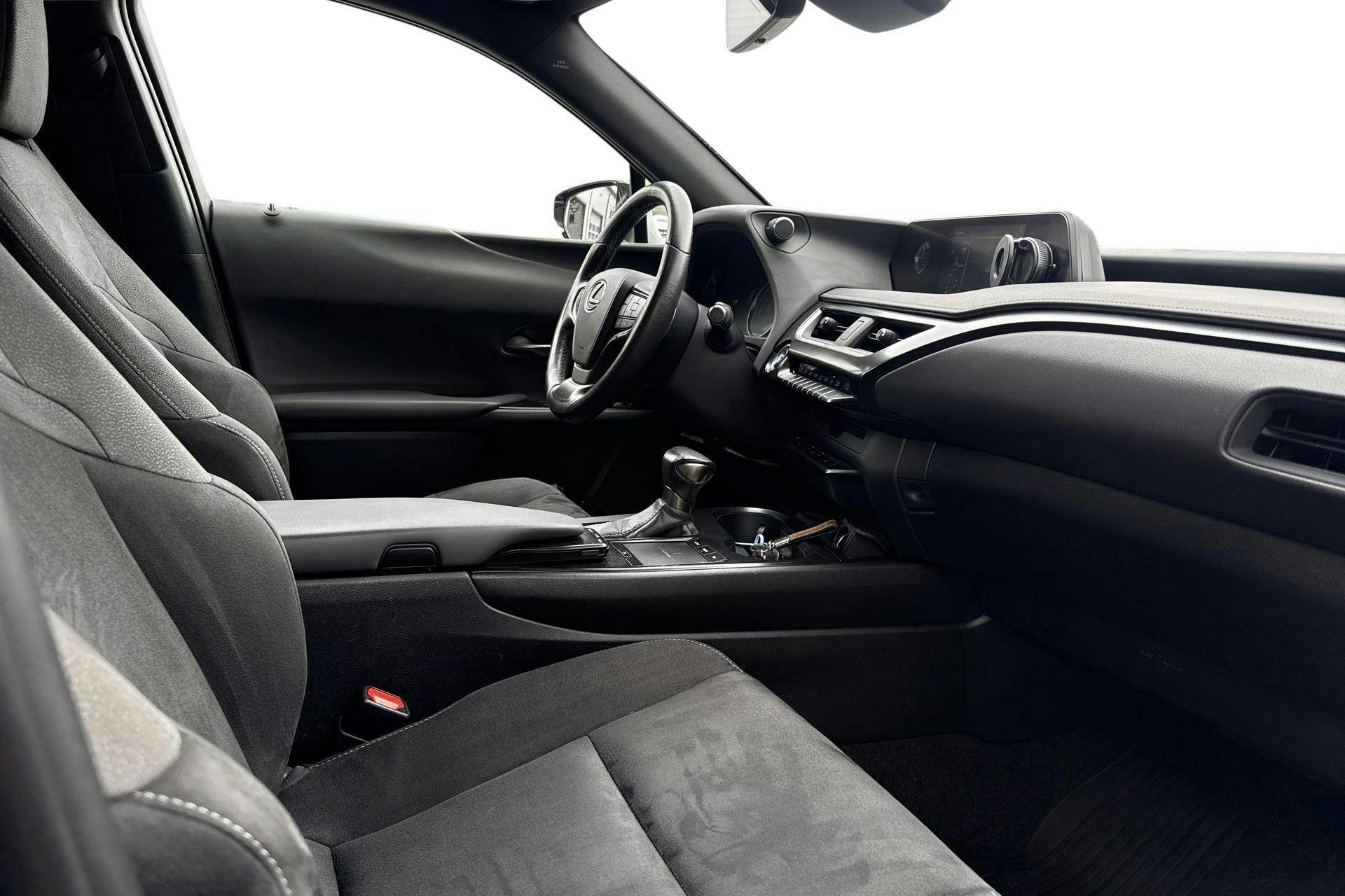 Vehicle Image 7