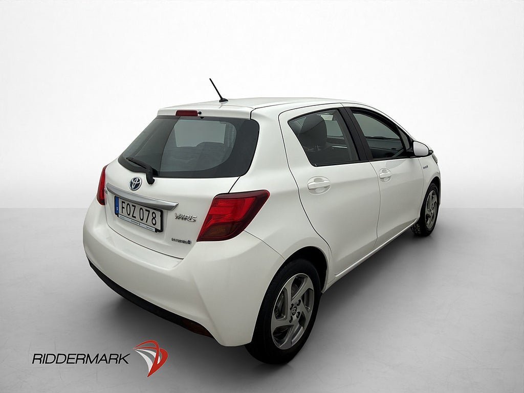 Vehicle Image 8