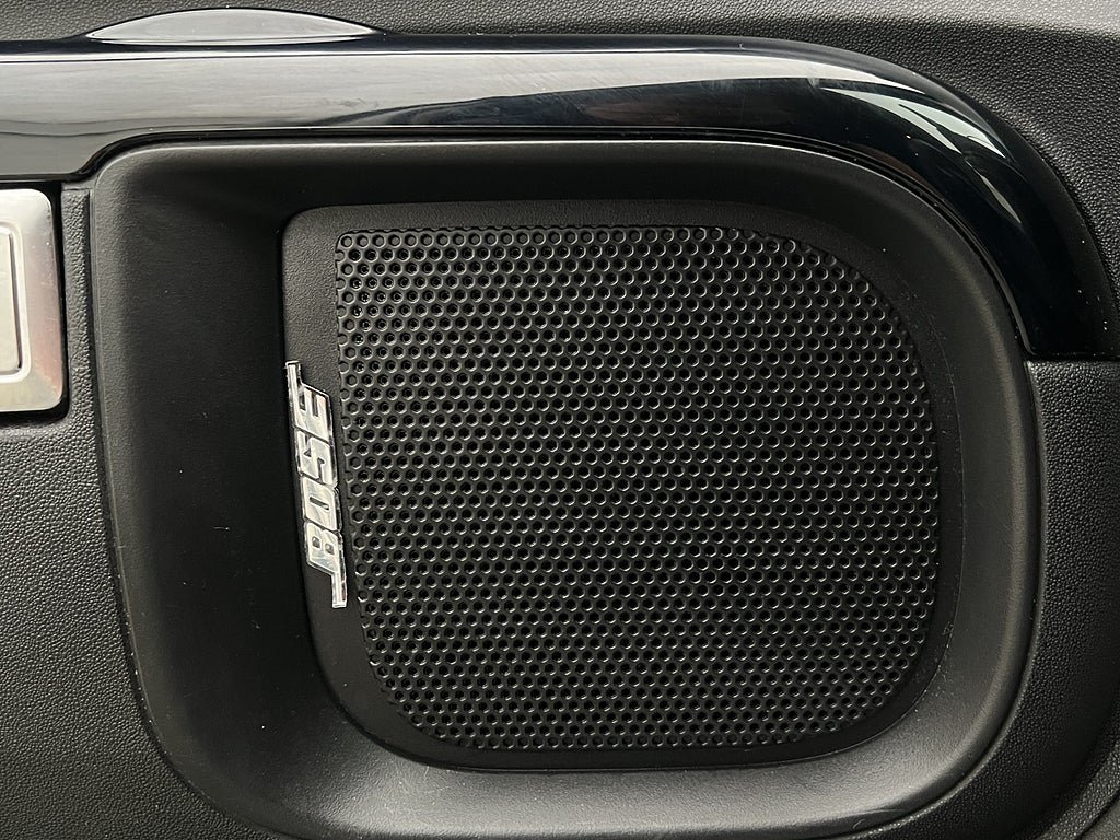 Vehicle Image 27