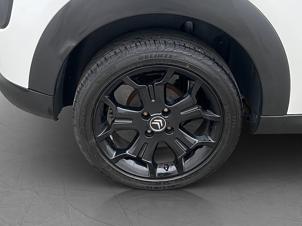 Vehicle Image 31