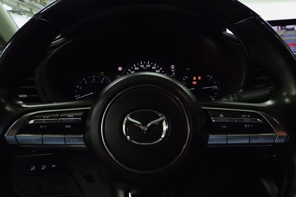 Vehicle Image 31