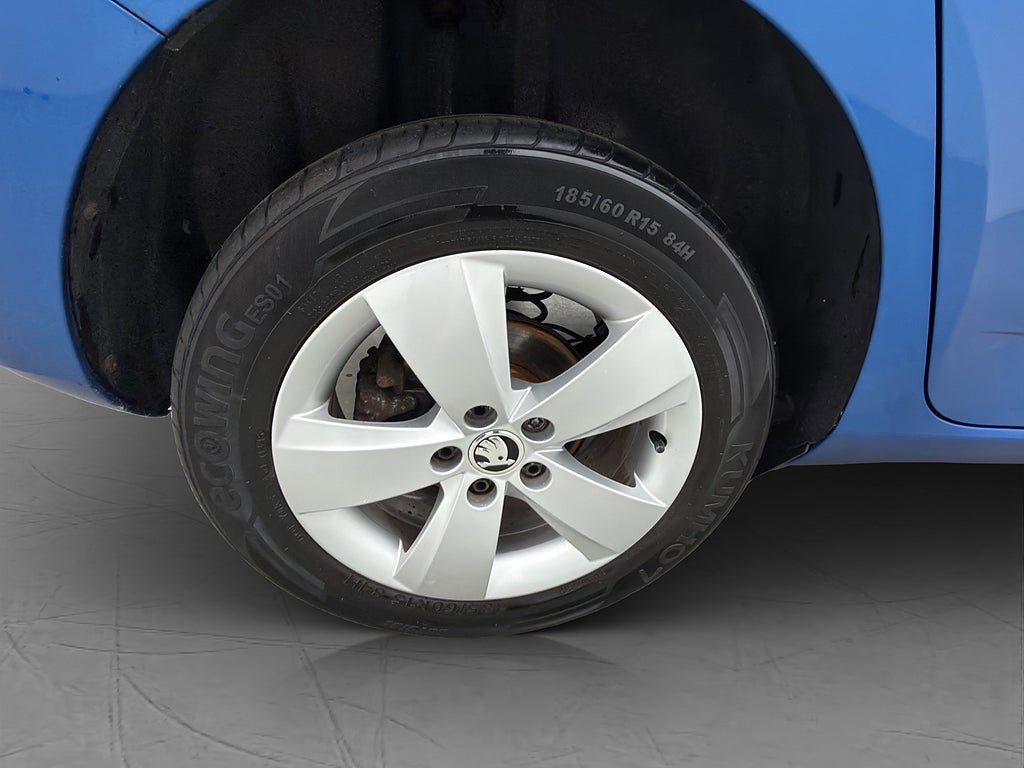 Vehicle Image 12