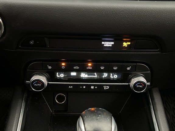 Vehicle Image 26