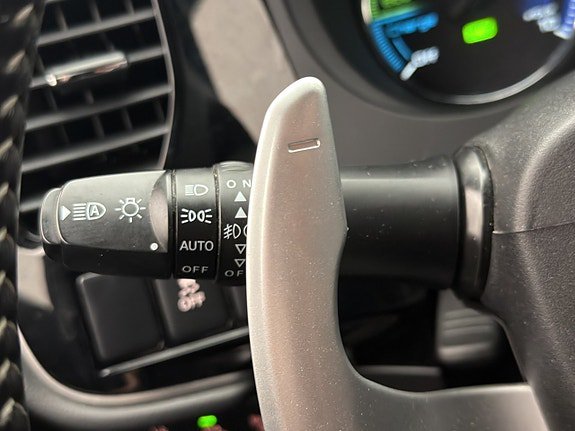 Vehicle Image 26