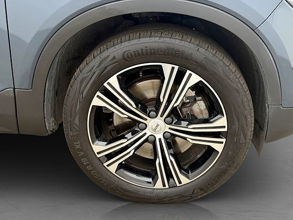 Vehicle Image 38