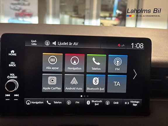 Vehicle Image 15