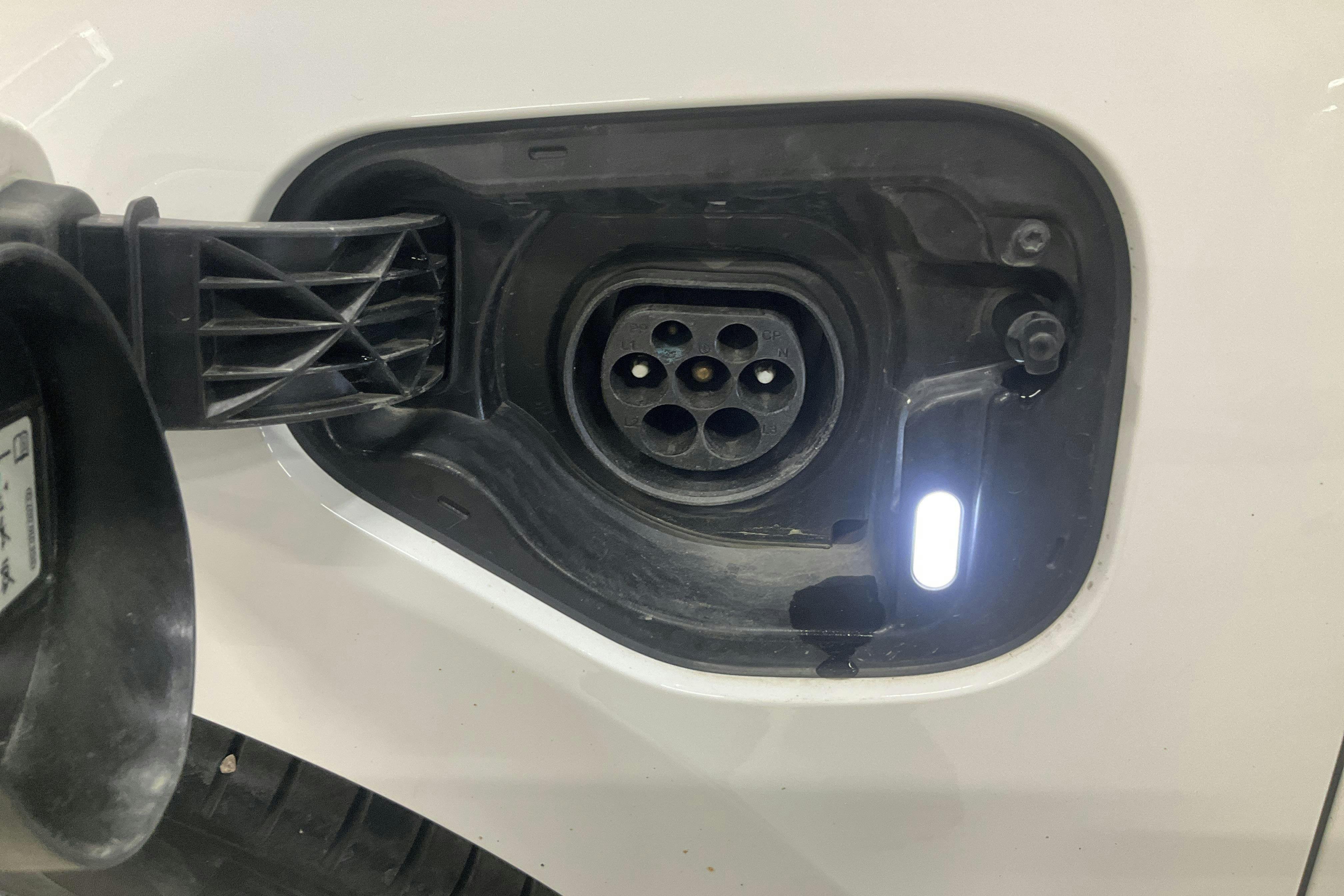 Vehicle Image 14