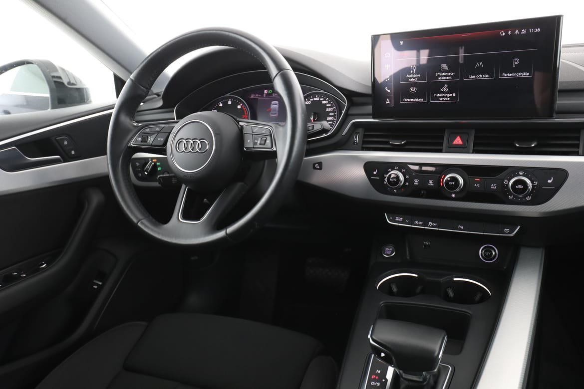 Vehicle Image 14