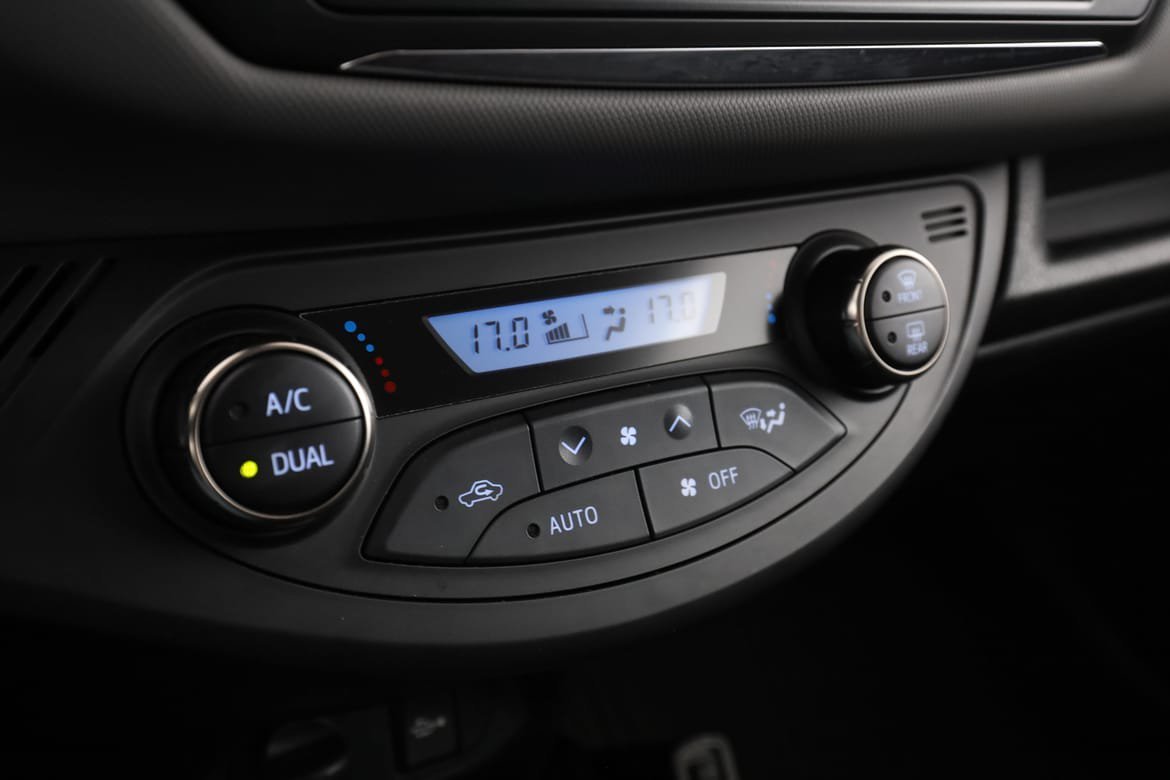 Vehicle Image 23