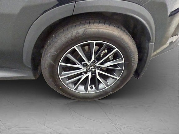Vehicle Image 35