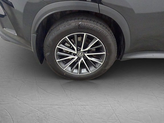 Vehicle Image 36